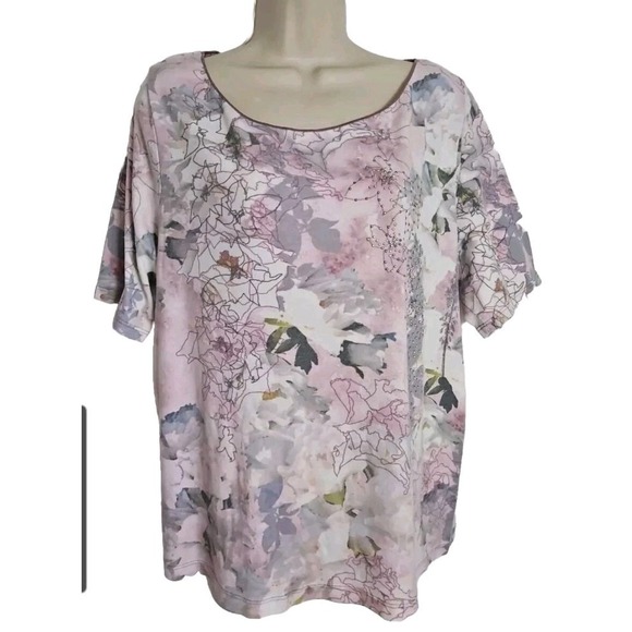 One World Live and Let Live Tops - One World Live and Let Live Purple Floral Women's Size XL T-Shirt Rhinestone‎